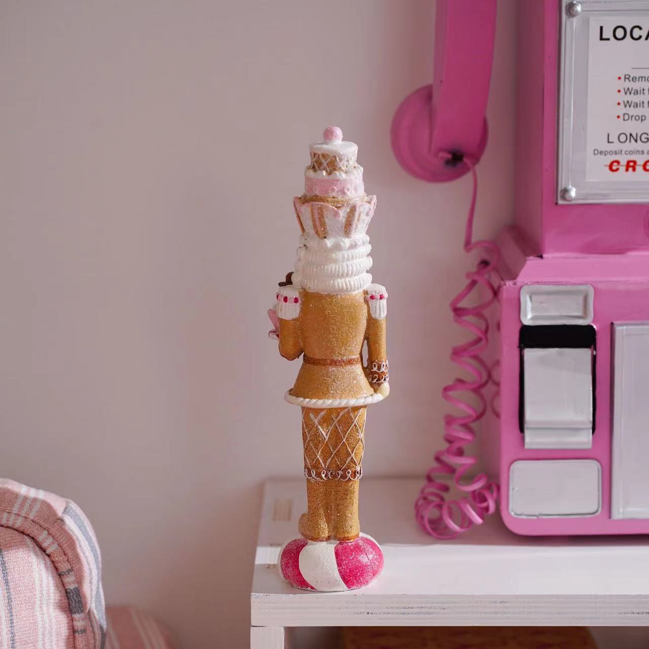 Süße Rosa Nussknacker-Soldaten – Nutcracker Figurine Bewertung und Preis